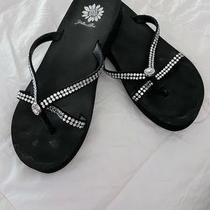 Yellow box sandals